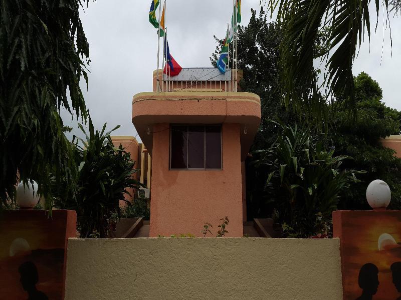 Sir Max Hotel Kumasi Esterno foto