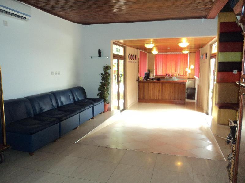 Sir Max Hotel Kumasi Esterno foto