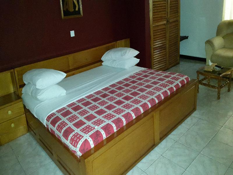 Sir Max Hotel Kumasi Esterno foto