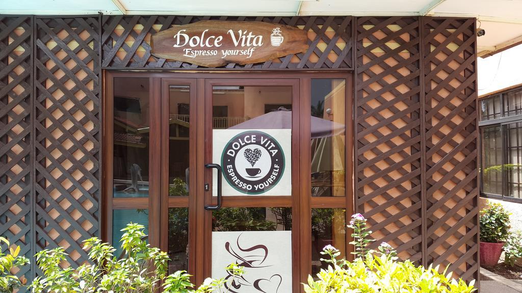 Sir Max Hotel Kumasi Esterno foto