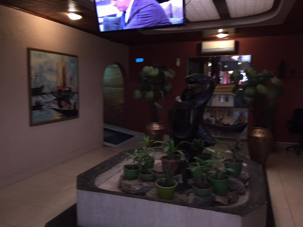 Sir Max Hotel Kumasi Esterno foto
